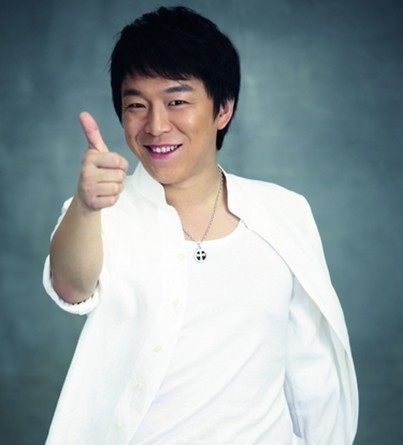 搞笑的男明星,重磅推出搞笑男明星必备神器——科技新品，颠覆你的笑点与生活体验！