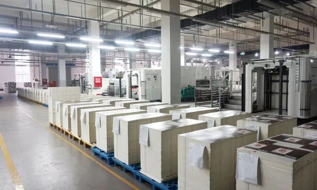 东莞模切师傅招聘信息,东莞模切师傅招聘信息，行业现状与个人观点探析