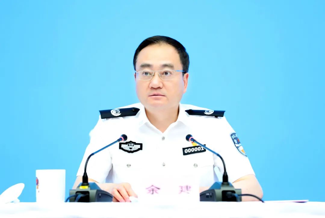 余最新厅长引领变革，筑梦未来新篇章